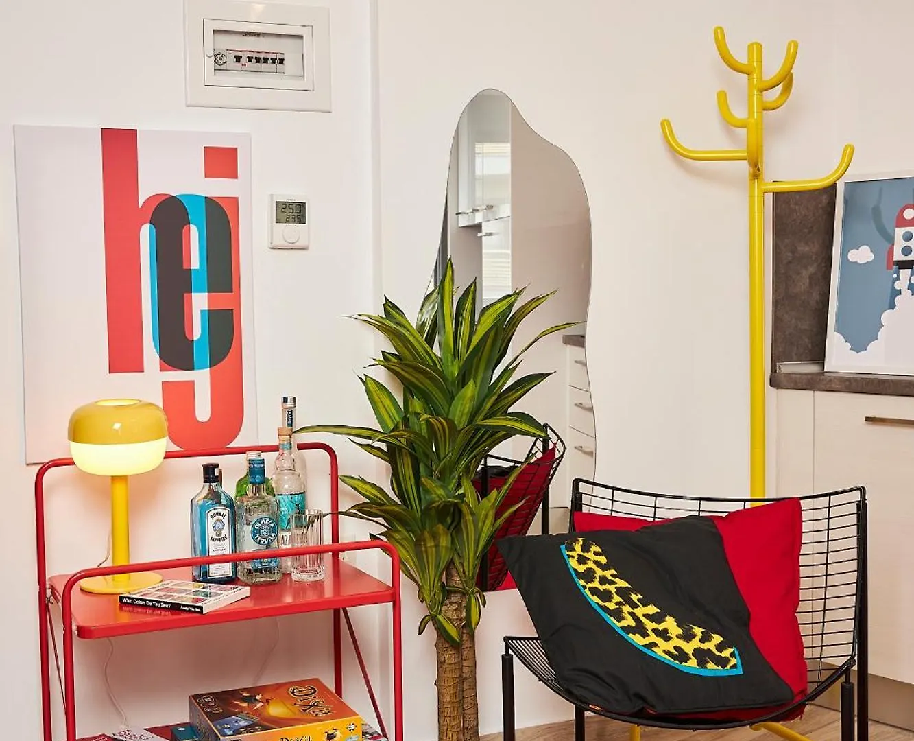 Superstudio Pop Art Apartment With Free Parking Space By Binobi! Thessaloníki